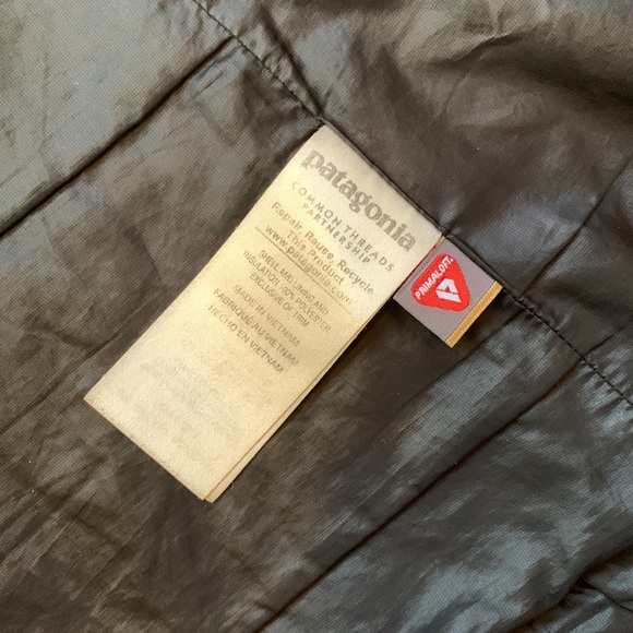 Patagonia Nano Puff Hooded Jacket - Picture 3 of 3